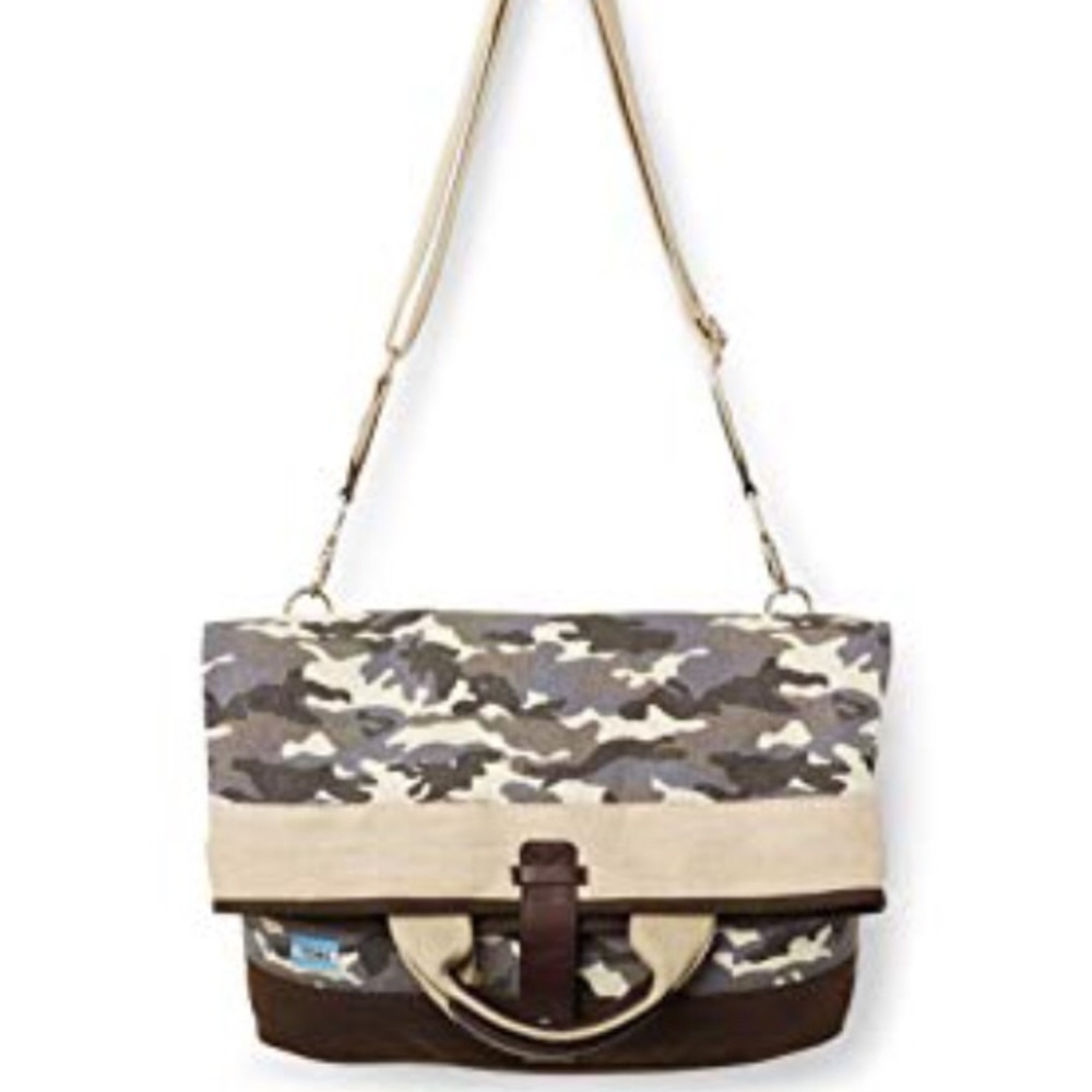 TOMS brand Adventure Messenger Camo